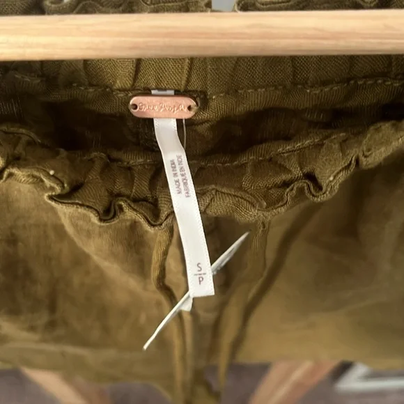 Free People Linen Shorts - Picture 3 of 5